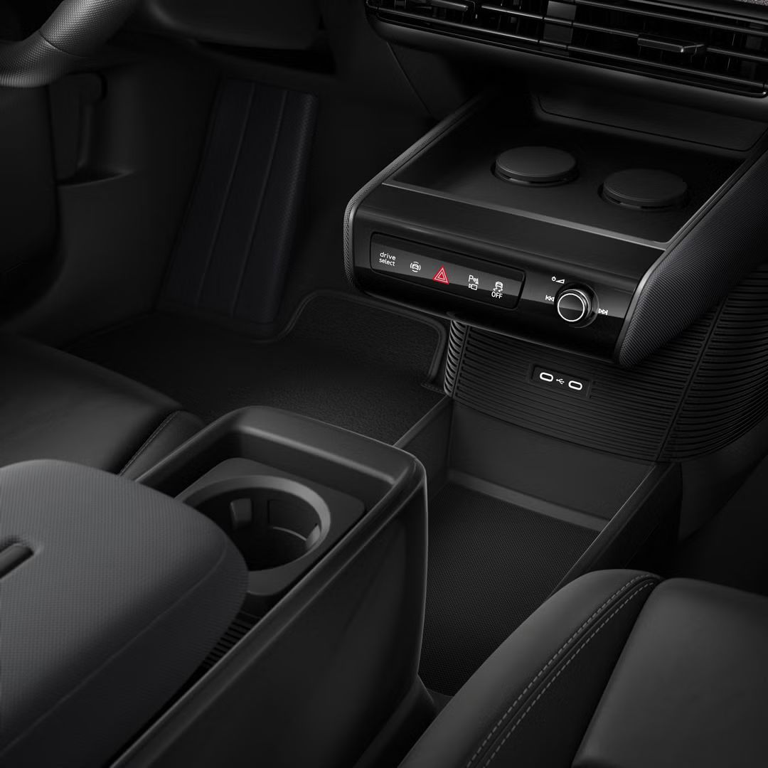 Detail stredovej konzoly v Audi A2 e-tron.