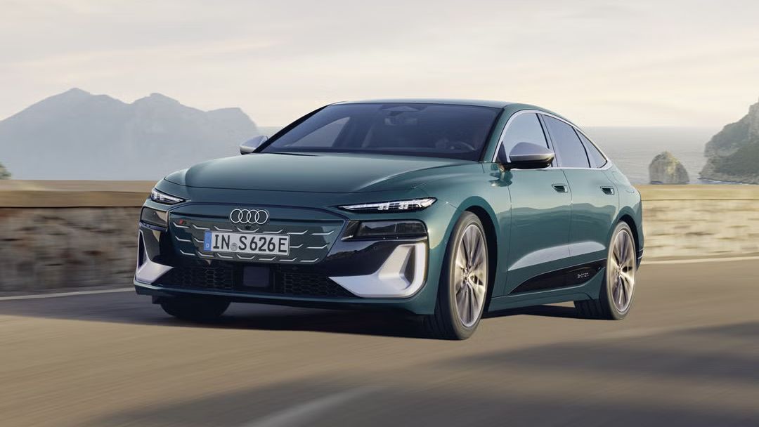 Dynamický pohľad na prednú časť modelu Audi S6 Sportback e-tron