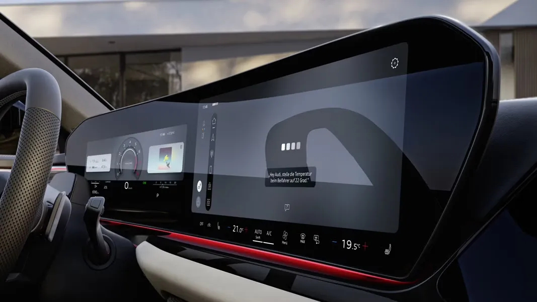 Pohľad na panoramatický displej v Audi A6 Limuzína.