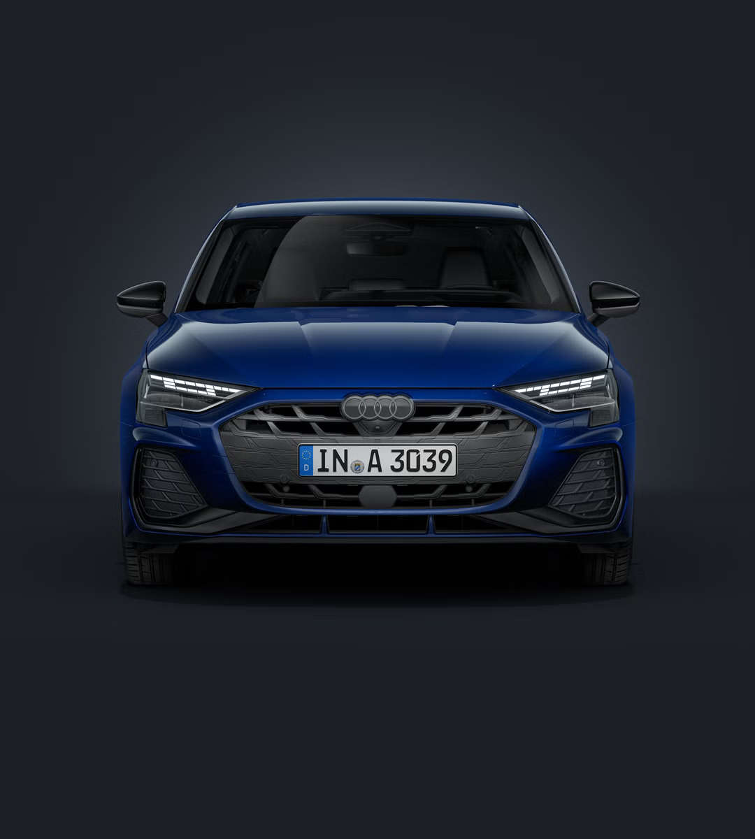 Audi A3 Sportback spredu na tmavom pozadí.
